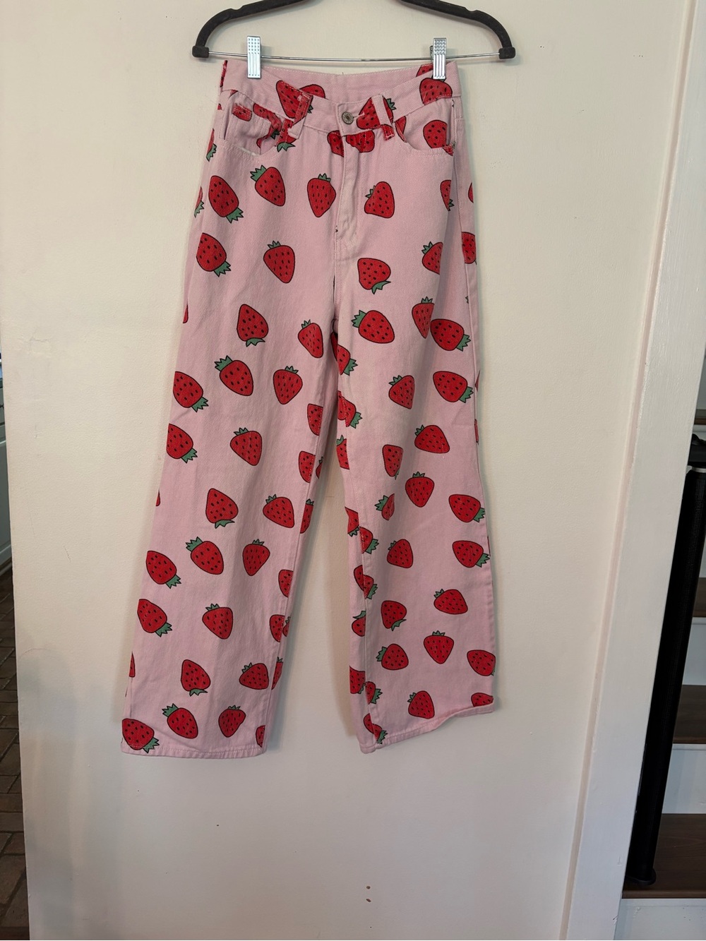 SHEIN Pink Strawberry Embroidered Cap